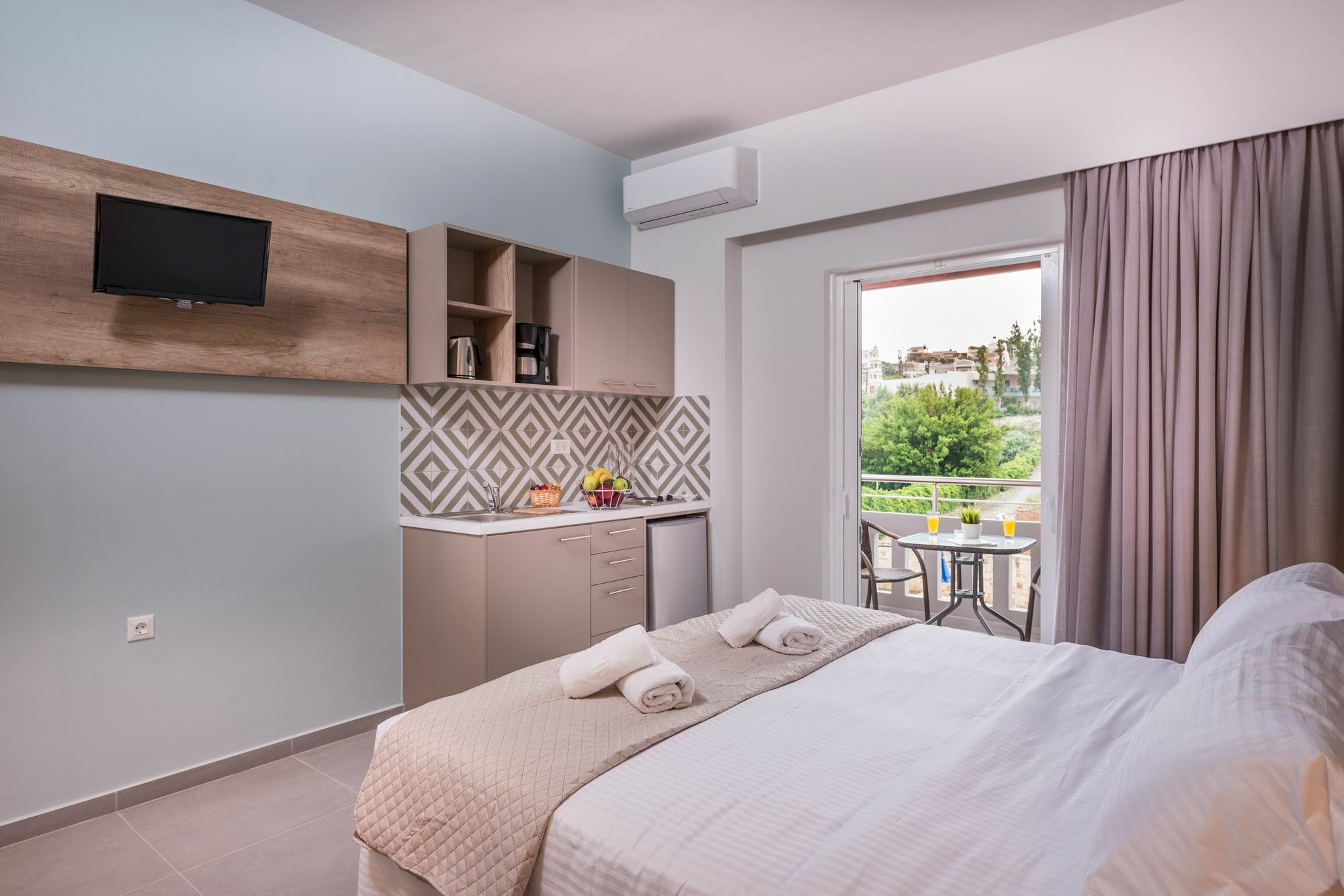 Irini Stalos Apartments Eksteriør billede