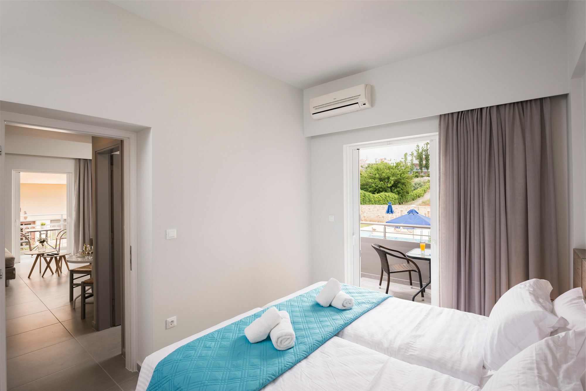 Irini Stalos Apartments Eksteriør billede