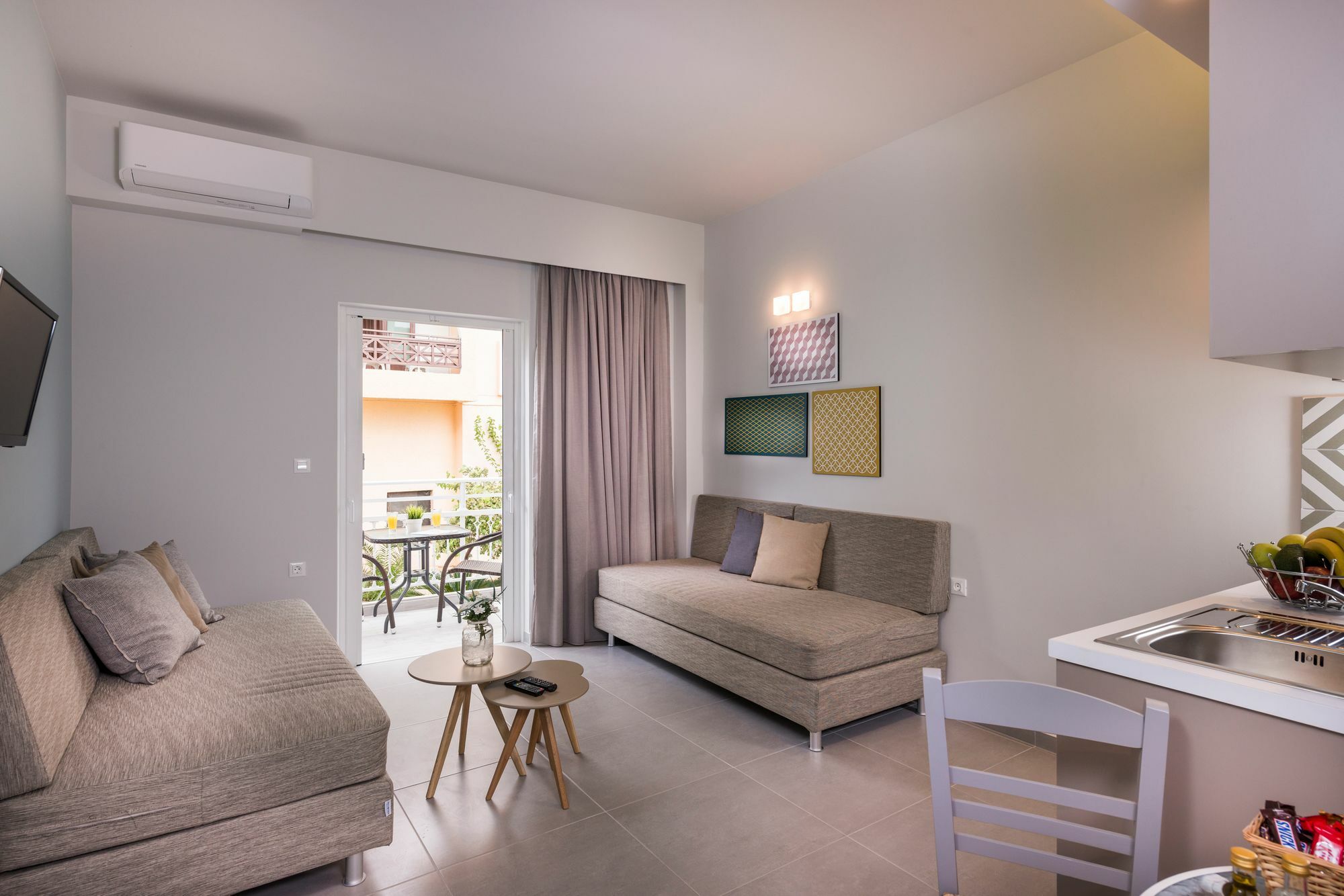 Irini Stalos Apartments Eksteriør billede